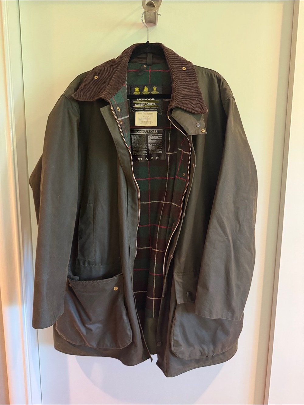 Men’s Barbour Northumbria Green Waxed Cotton Jacket with Brown Corduroy Collar